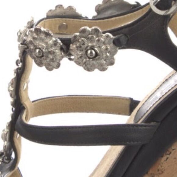 Chanel Black/Silver Camellia Leather Slingback Cork Platform Sandals 7 (37.5) - Picture 6 of 11